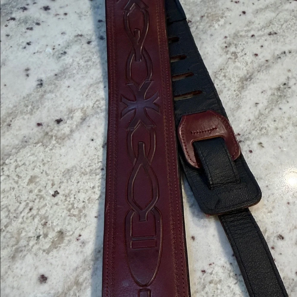 Elegant Black and Brown Leather Belt
